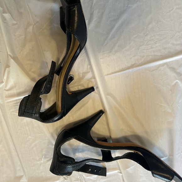 Pre owned…Mia Spiga black leather sandal size 7M - Picture 6 of 6